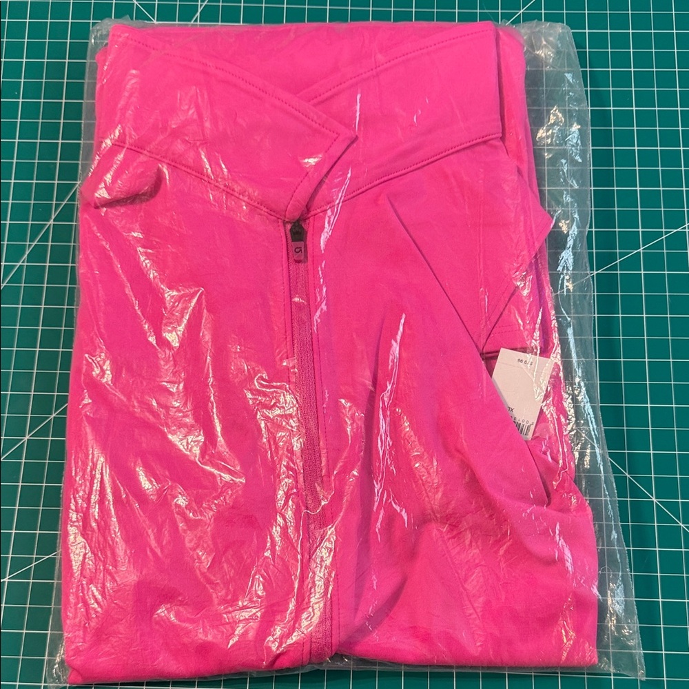 GapFit Power Zip Polo Dress- Tennis -Vibrant Pink with shorts
